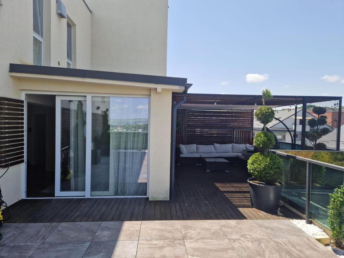 Gavas Jacuzzi & Panoramic View Apartment Cluj-Napoca Exterior foto